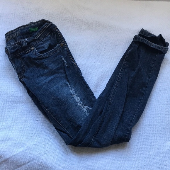 DISTRESSED DENIM JEANS - Picture 1 of 2